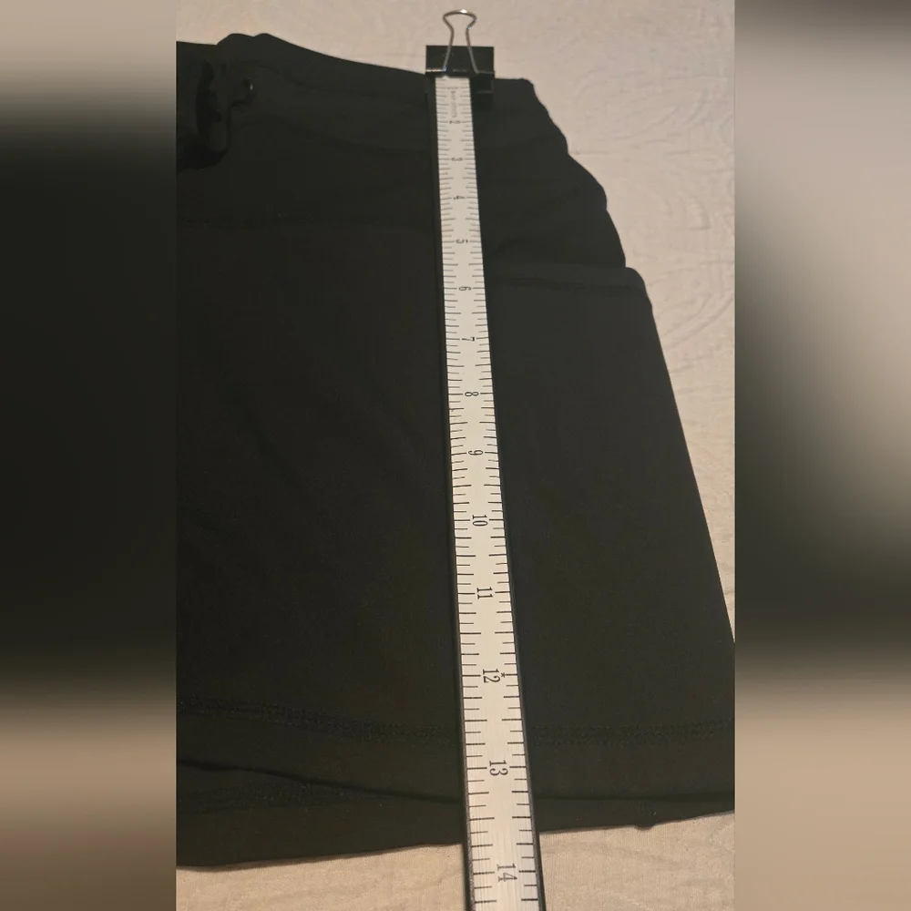 POPFLEX Black High-Rise Bike Shorts with Side Pocket - Picture 5 of 8
